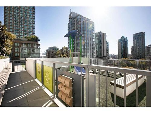 809 777 Richards Street, Vancouver, BC 