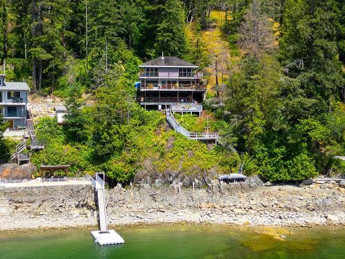 345 David Road, Bowen Island, BC 