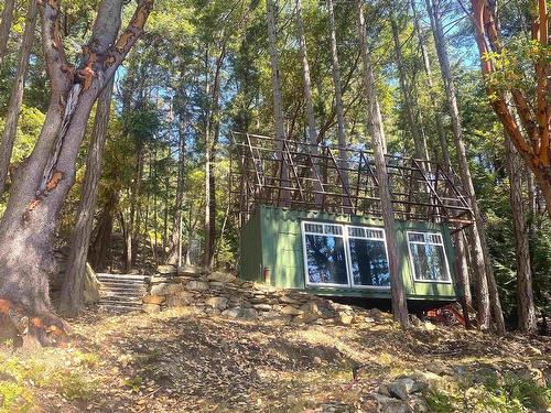 1025 Mountain Road, Salt Spring Island, BC 