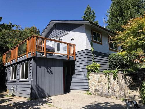 5711 Trail Avenue, Sechelt, BC 