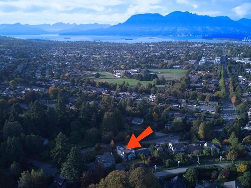 5038 Arbutus Street, Vancouver, BC 