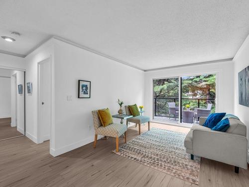 303 240 Mahon Avenue, North Vancouver, BC 