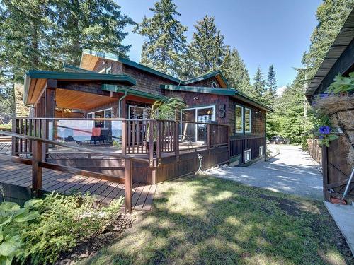 4519 Stalashen Drive, Sechelt, BC 