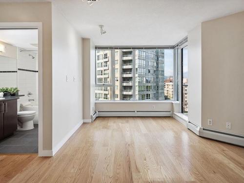 907 58 Keefer Place, Vancouver, BC 