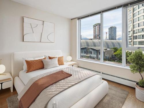 907 58 Keefer Place, Vancouver, BC 