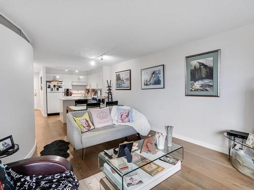 206 1208 Bidwell Street, Vancouver, BC 