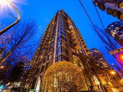 304 1295 RICHARDS STREET  Vancouver, BC V6B 1B7