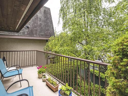 2 220 W 16Th Street, North Vancouver, BC 
