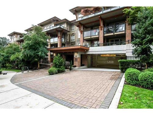 333 1633 Mackay Avenue, North Vancouver, BC 