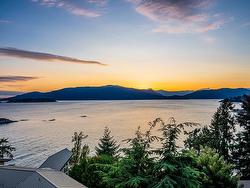 5134 Pitcairn Place  West Vancouver, BC V7W 1L8