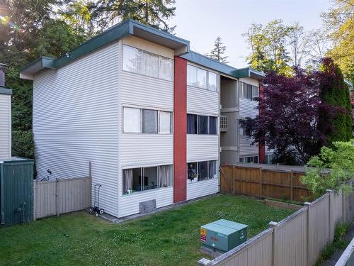 853 Westview Crescent, North Vancouver, BC 