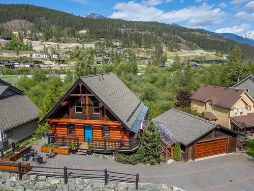 1755 Pinewood Drive, Pemberton, BC 