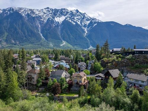 1755 Pinewood Drive, Pemberton, BC 