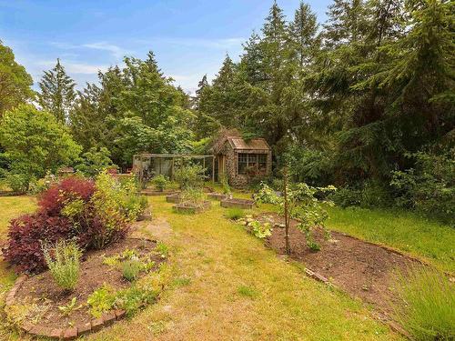 625 Fernhill Road, Mayne Island, BC 