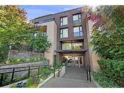 804 7228 ADERA STREET  Vancouver, BC V6P 0H8