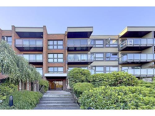 418 2366 Wall Street, Vancouver, BC 