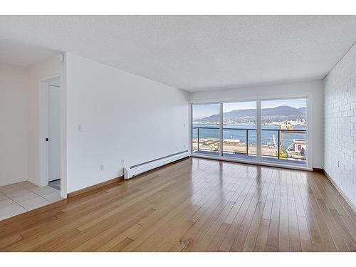 418 2366 Wall Street, Vancouver, BC 