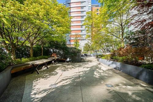 2405 501 Pacific Street, Vancouver, BC 