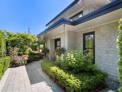 939 FRIAR CRESCENT  North Vancouver, BC V7G 1M5