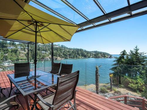 5812 Eagle Island, West Vancouver, BC 