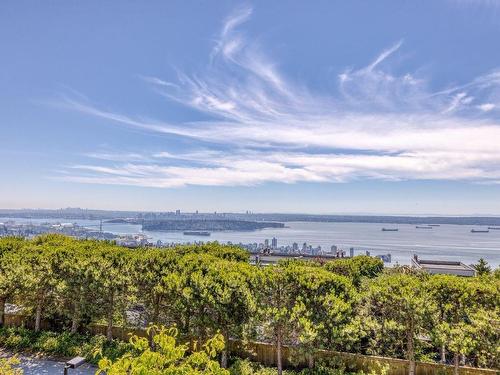 2382 Folkestone Way, West Vancouver, BC 