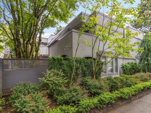 1310 W 7Th Avenue, Vancouver, BC 