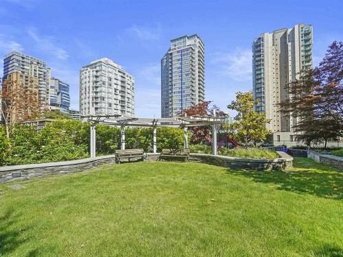 303 535 Smithe Street, Vancouver, BC 