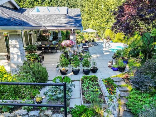 4696 Woodgreen Drive, West Vancouver, BC 