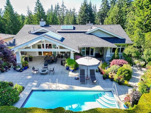 4696 Woodgreen Drive, West Vancouver, BC 