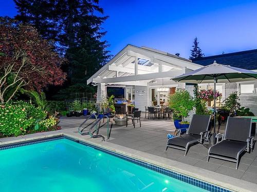 4696 Woodgreen Drive, West Vancouver, BC 