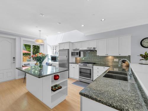 4203 W 14 Avenue, Vancouver, BC 