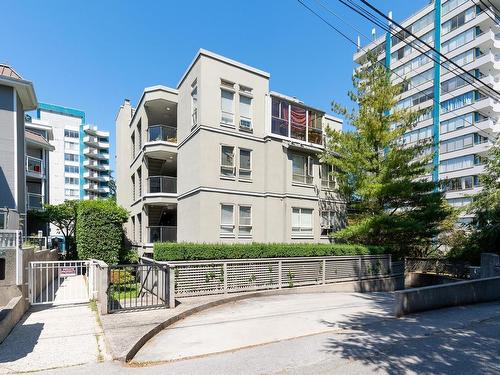 301 4688 W 10Th Avenue, Vancouver, BC 