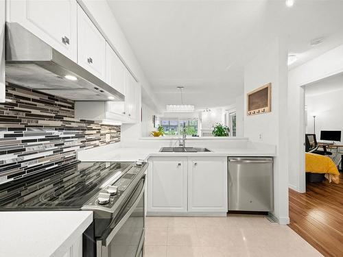 Ph8A 7025 Stride Avenue, Burnaby, BC 