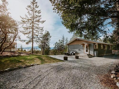 10339 Sunshine Coast Highway, Halfmoon Bay, BC 