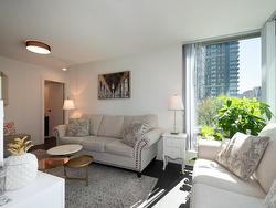 708 1200 W GEORGIA STREET  Vancouver, BC V6E 4R2