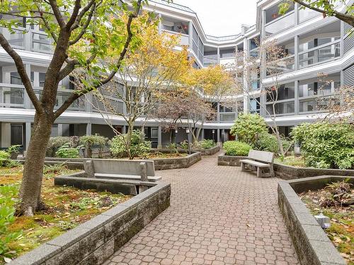 401 1345 W 4Th Avenue, Vancouver, BC 