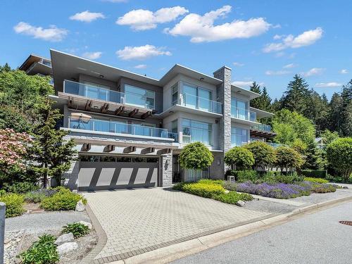 2728 Highview Place, West Vancouver, BC 