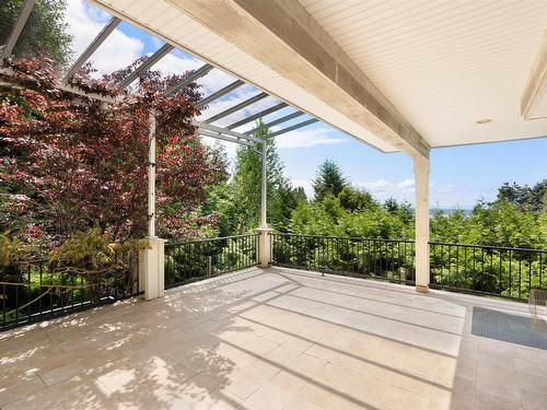 1109 Highland Drive, West Vancouver, BC 