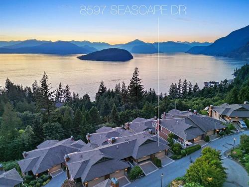 8597 Seascape Drive, West Vancouver, BC 