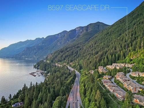 8597 Seascape Drive, West Vancouver, BC 