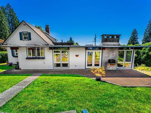 1709 Ottawa Avenue, West Vancouver, BC 