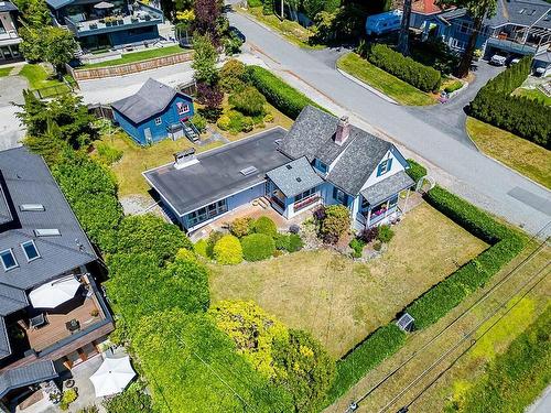 1709 Ottawa Avenue, West Vancouver, BC 