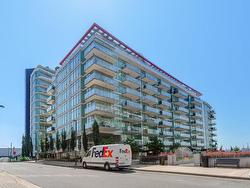 212 185 VICTORY SHIP WAY  North Vancouver, BC V7L 0G2