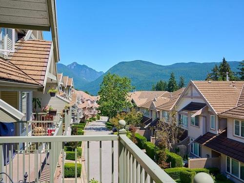 6 2351 Parkway Boulevard, Coquitlam, BC 