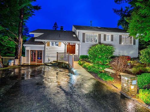 5703 Bluebell Drive, West Vancouver, BC 