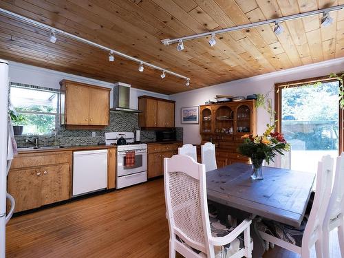 507 Parker Road, Gibsons, BC 