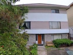 246 W 4TH STREET  North Vancouver, BC V7M 1H7