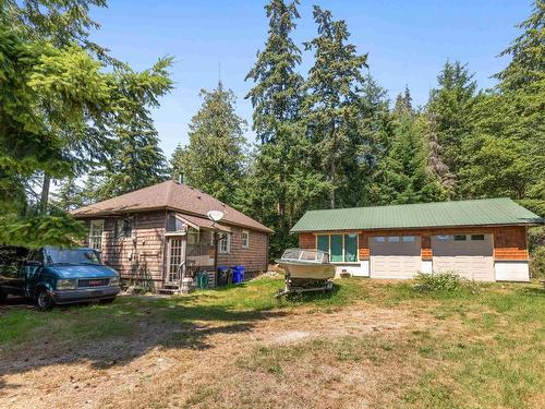 5090 Chapman Road, Sechelt, BC 