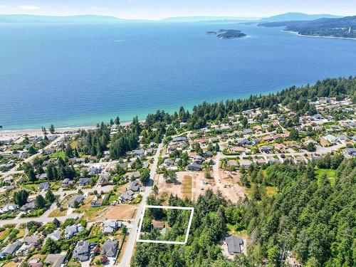 5090 Chapman Road, Sechelt, BC 