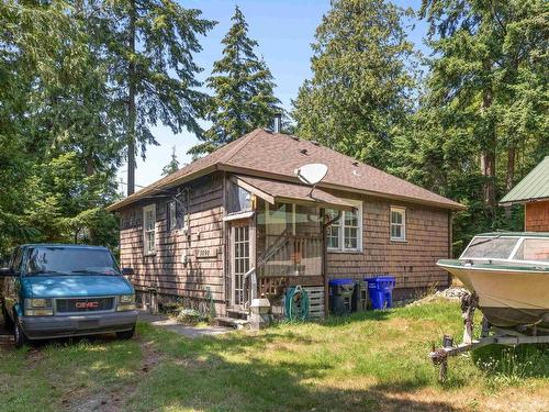 5090 Chapman Road, Sechelt, BC 